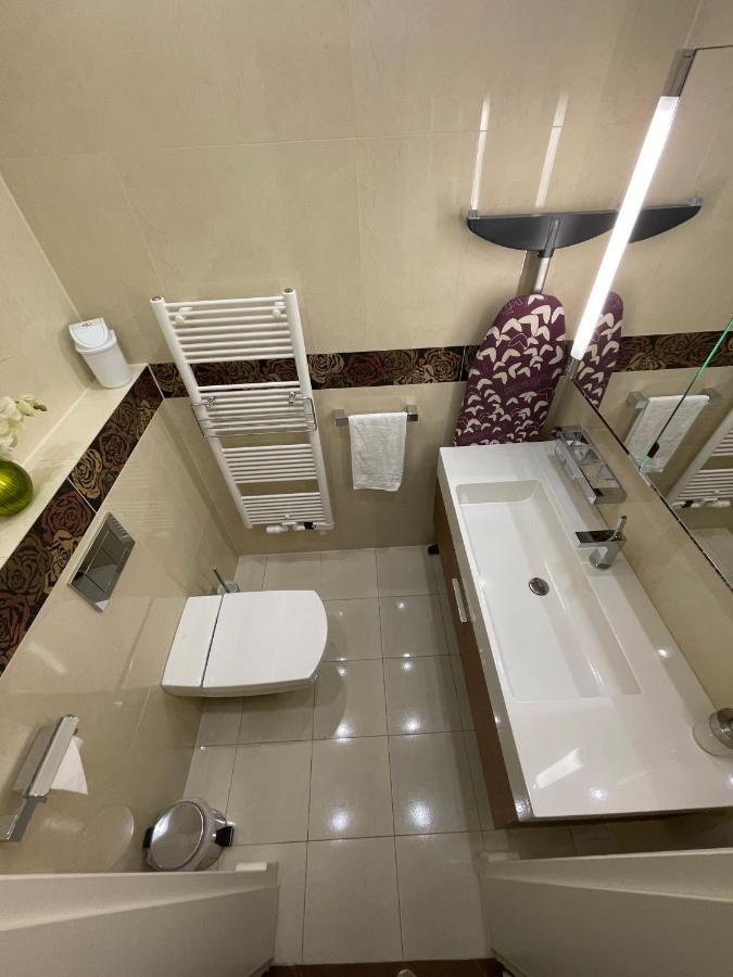 Apartma Premium Karlovy Vary Exterior foto